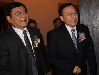 國家質(zhì)檢總局副局長劉平均，河南省副省長徐濟超進入會場